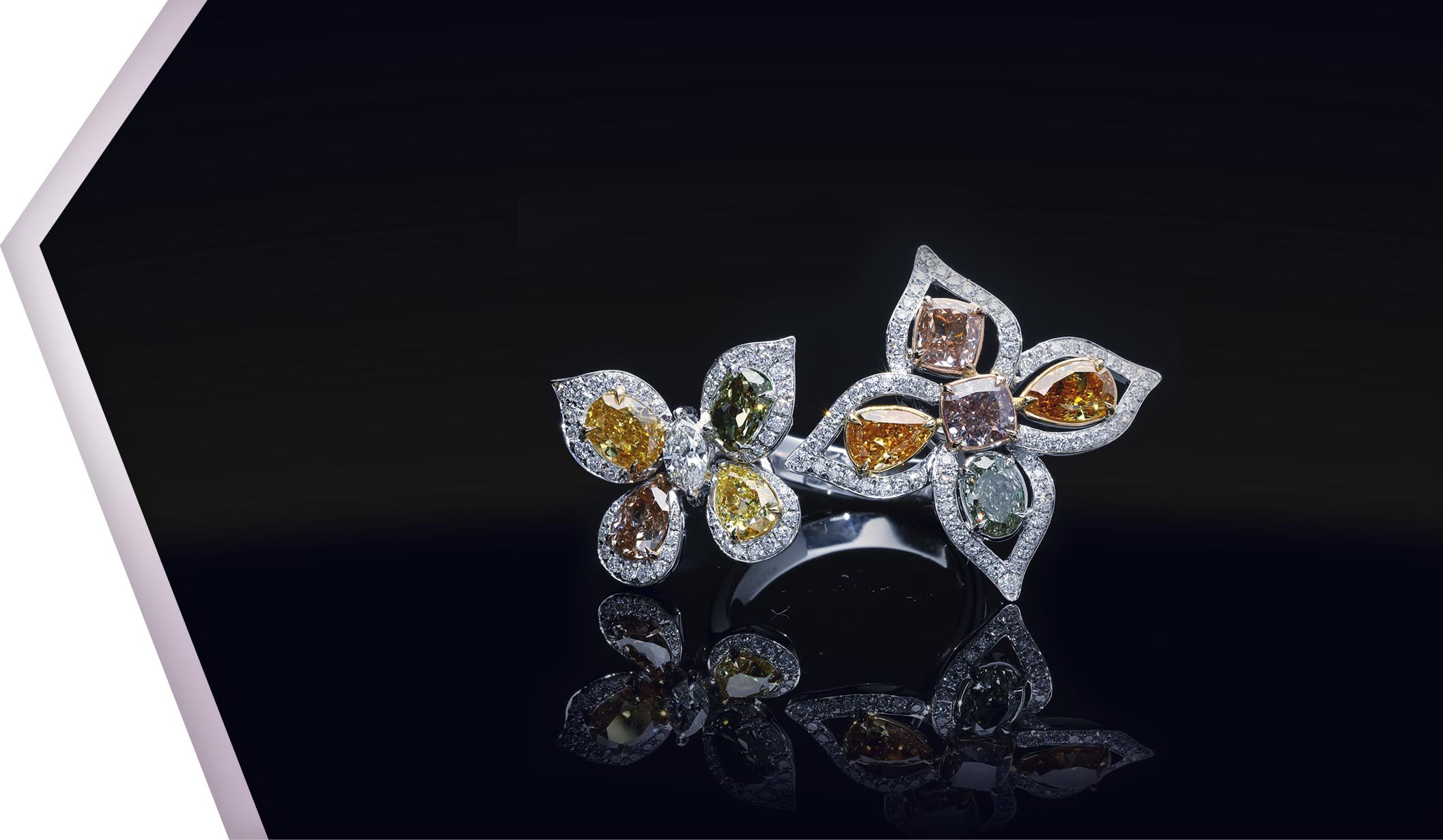Color diamond ring