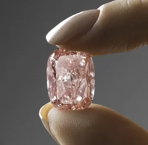 fancy pink diamond